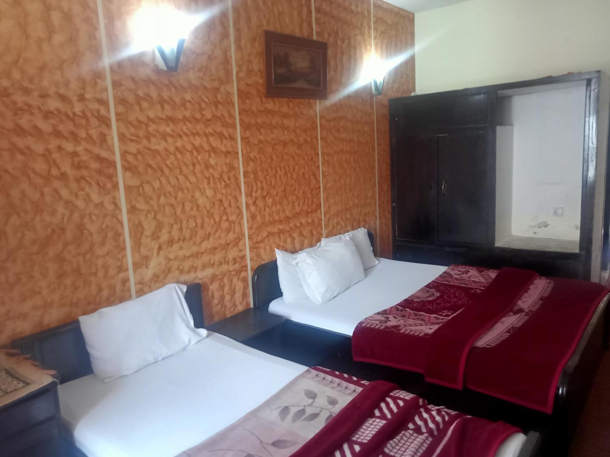 Hotel Al Badar Равалпинди Екстериор снимка